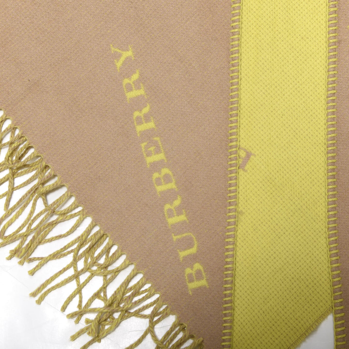 Cashmere Logo Triangle Fringe Cape Scarf Scarf Camel Bright Lemon