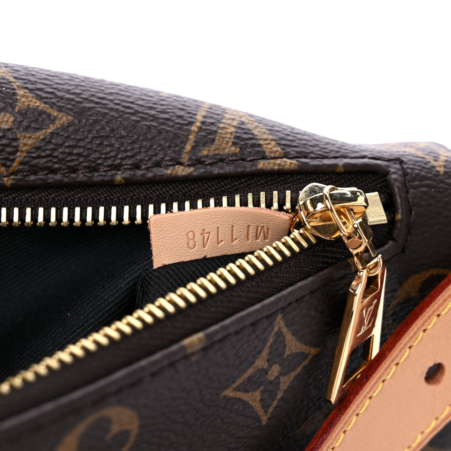 Louis Vuitton Monogram Bumbag 8 of 9