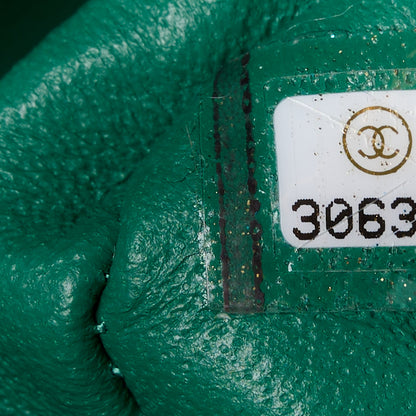 Chanel Caviar Quilted Medium Double Flap Green 8 of 11