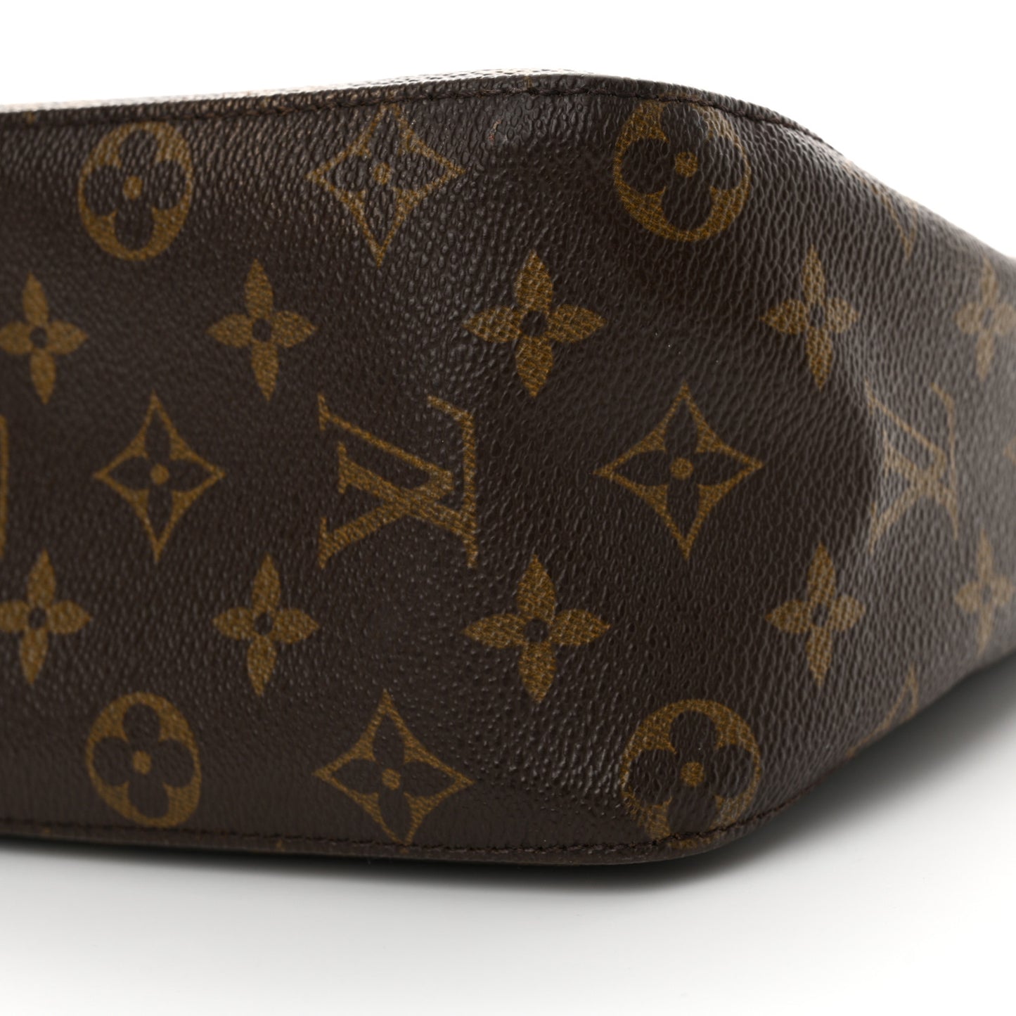 Monogram Looping MM
