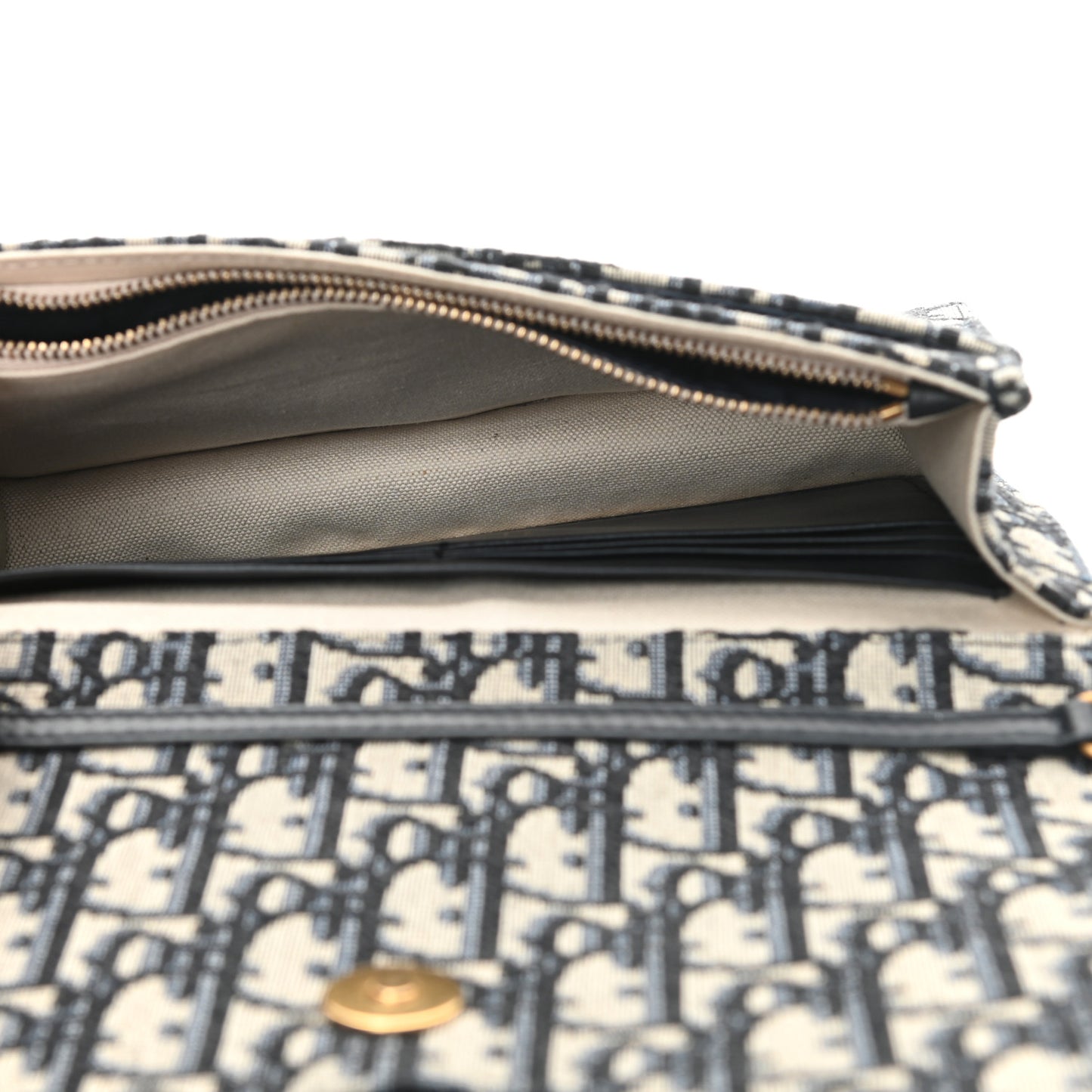 Oblique Saddle Chain Pouch Blue
