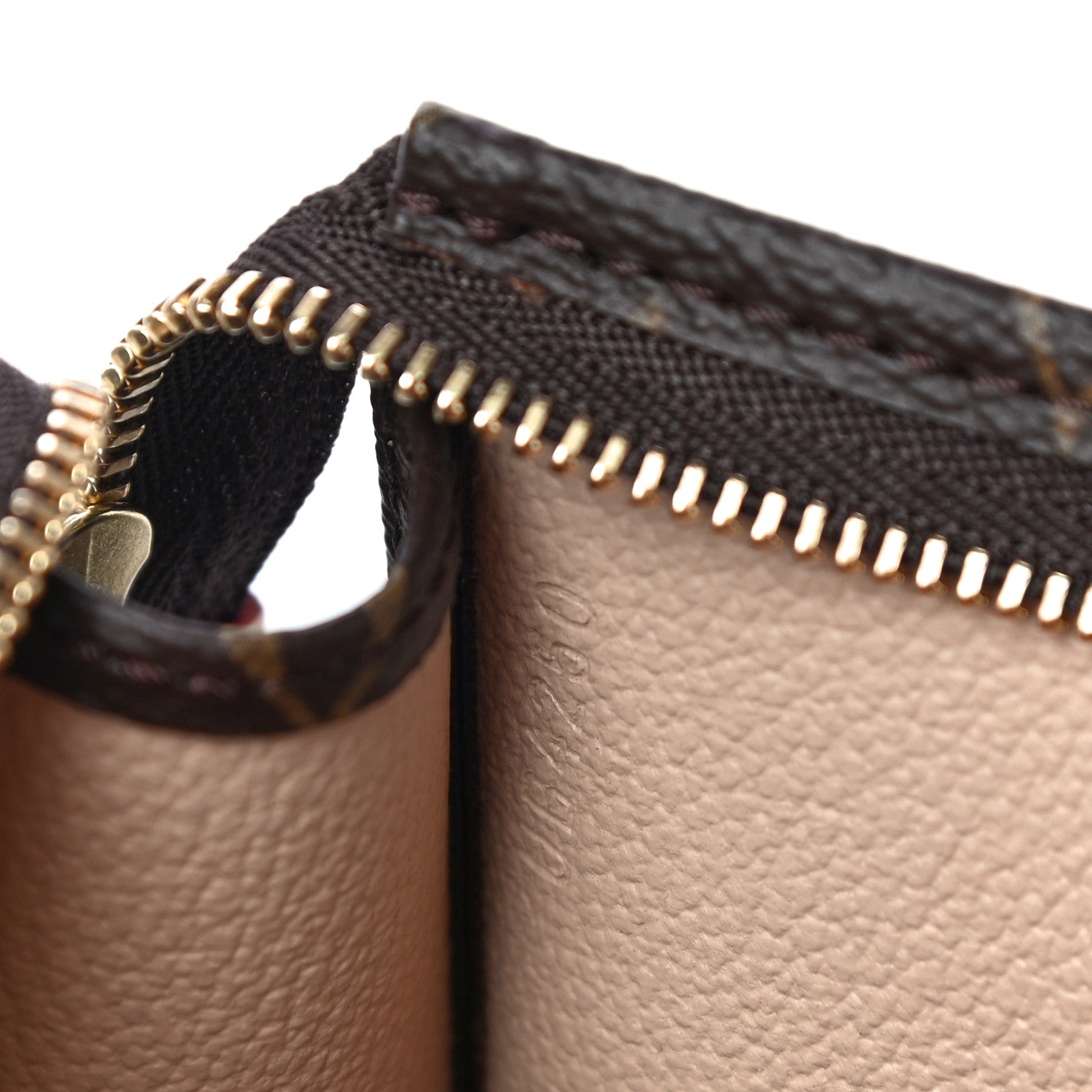 Louis Vuitton Monogram Toiletry Pouch 15 7 of 11