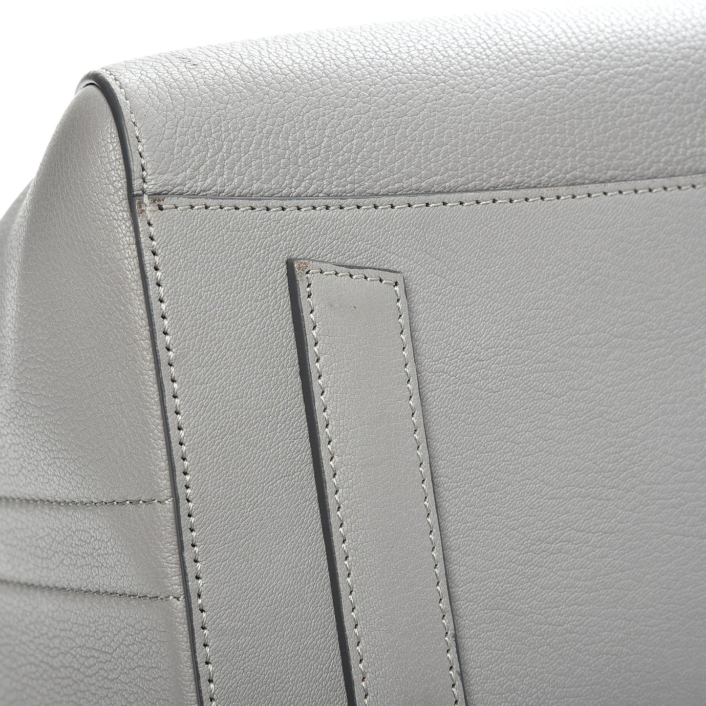 Sugar Goatskin Medium Antigona Pearl Grey