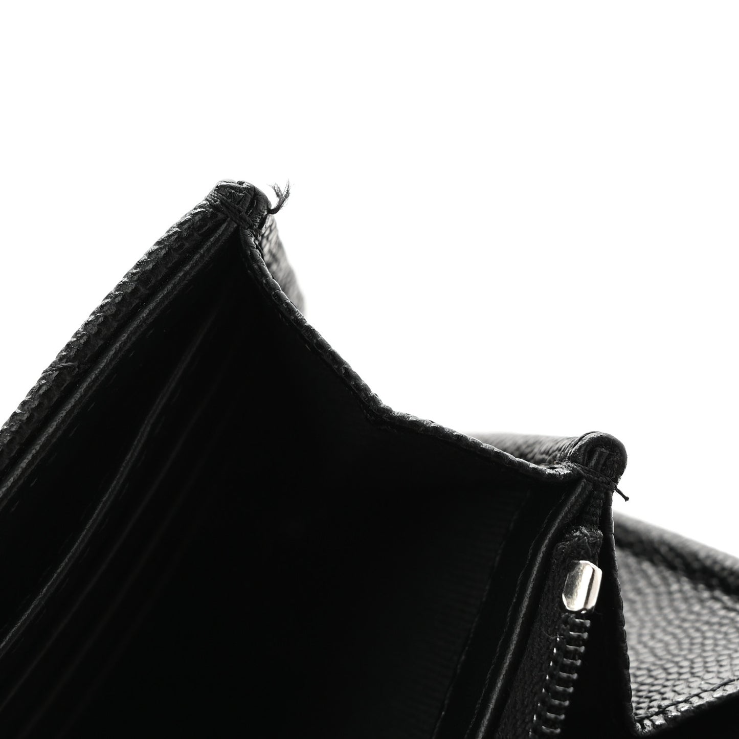 Caviar Quilted Chanel 19 Flap Wallet Black White