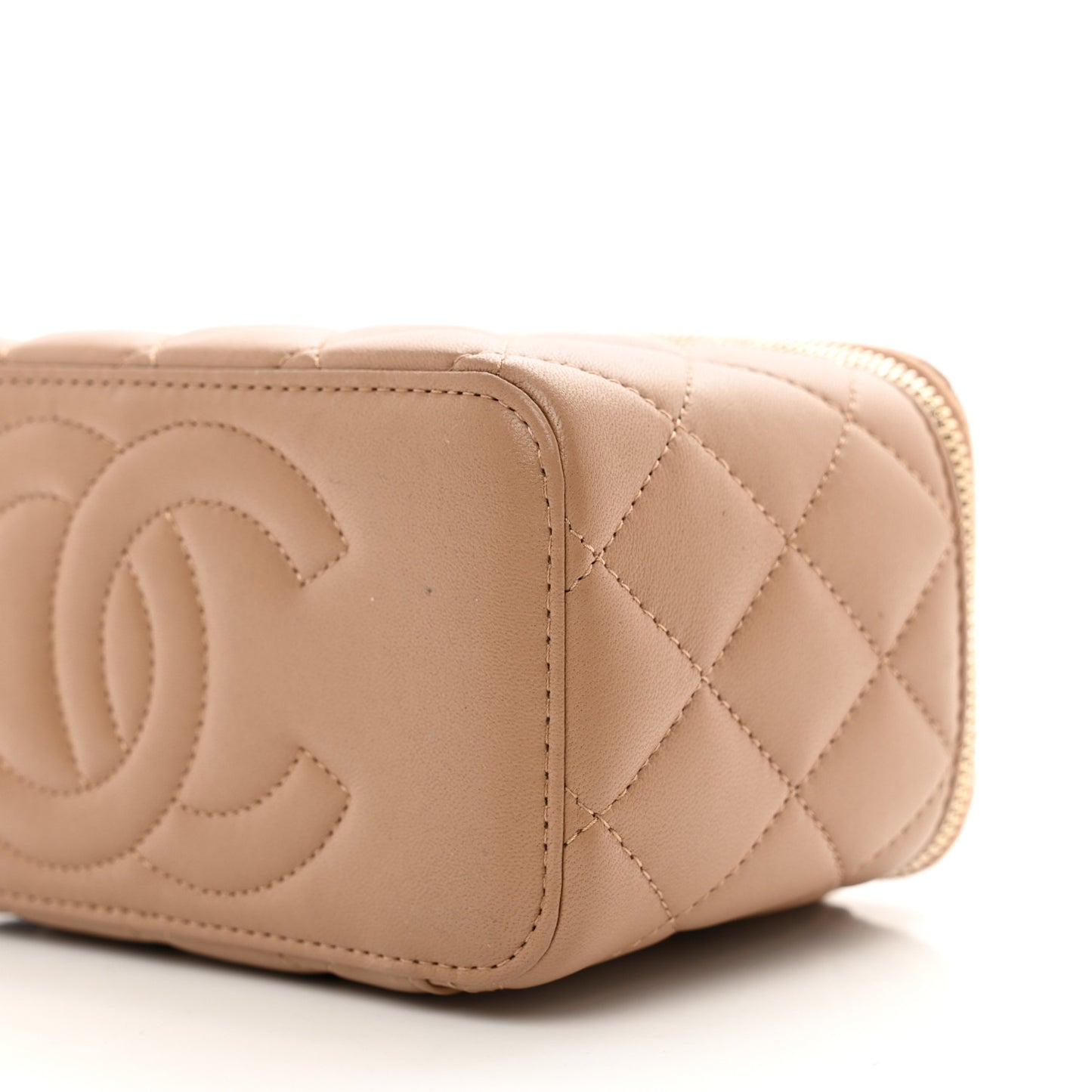 Lambskin Quilted Metal Small Top Handle Vanity Case With Chain Beige