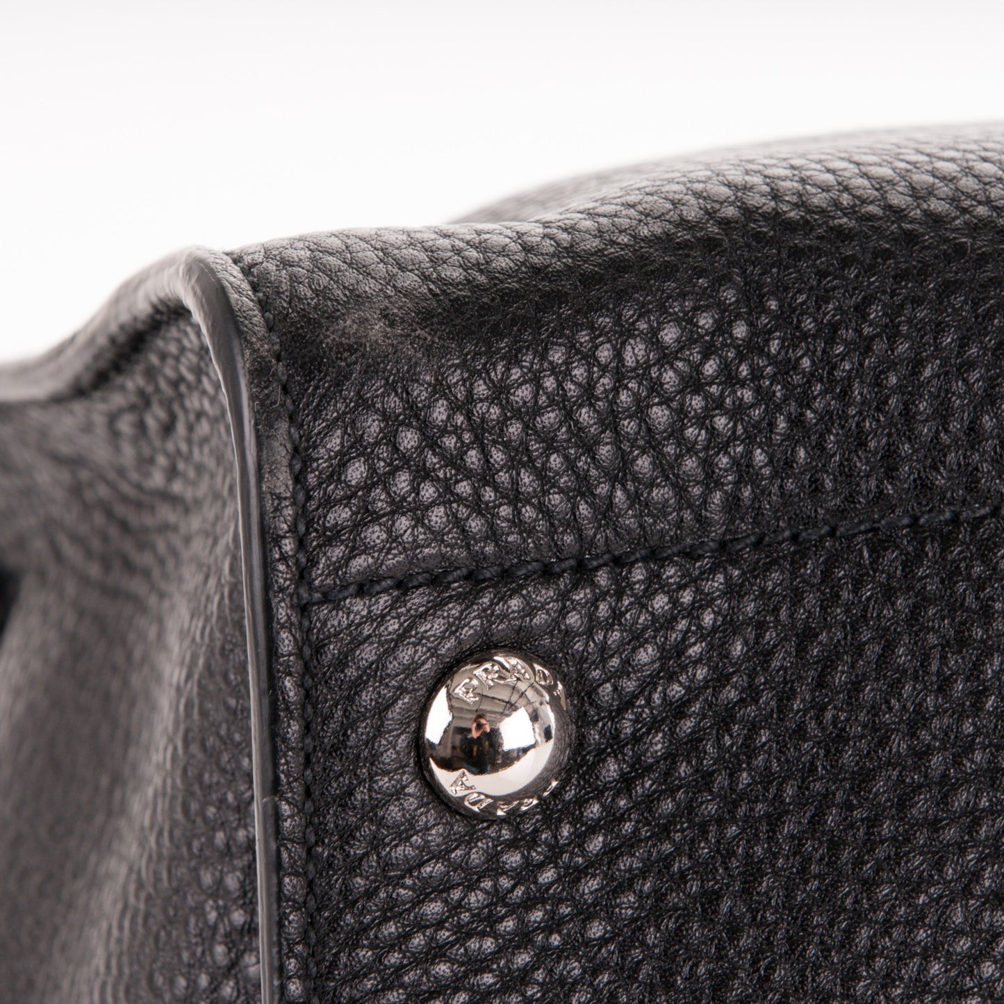 Vitello Daino Tote Nero Black