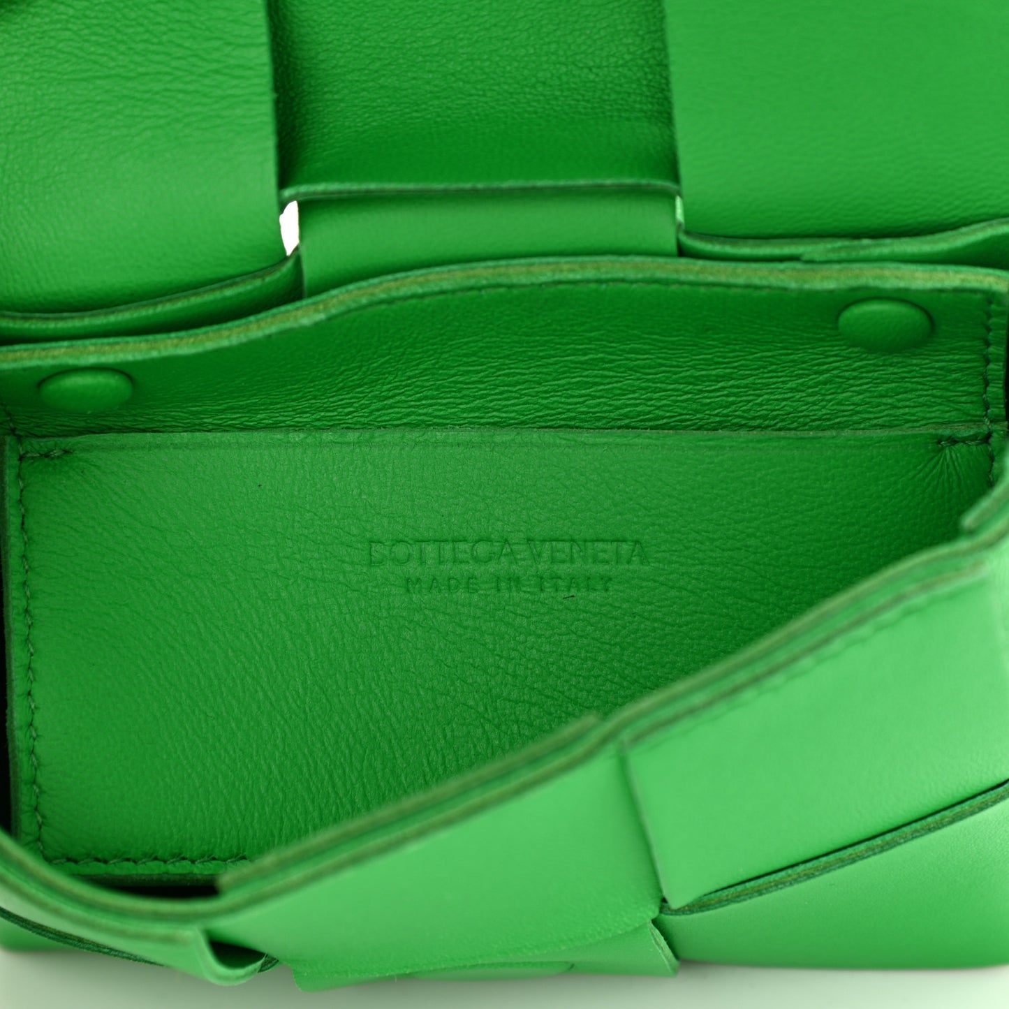 Lambskin Maxi Intrecciato Extra Mini Cassette Crossbody Bag Parakeet