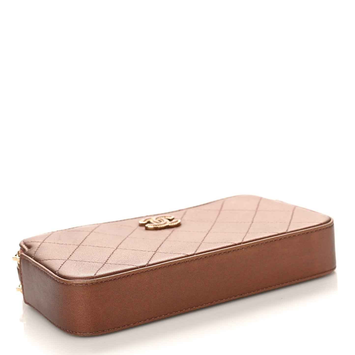 Goatskin Enamel Quilted Small Clutch With Chain Brown