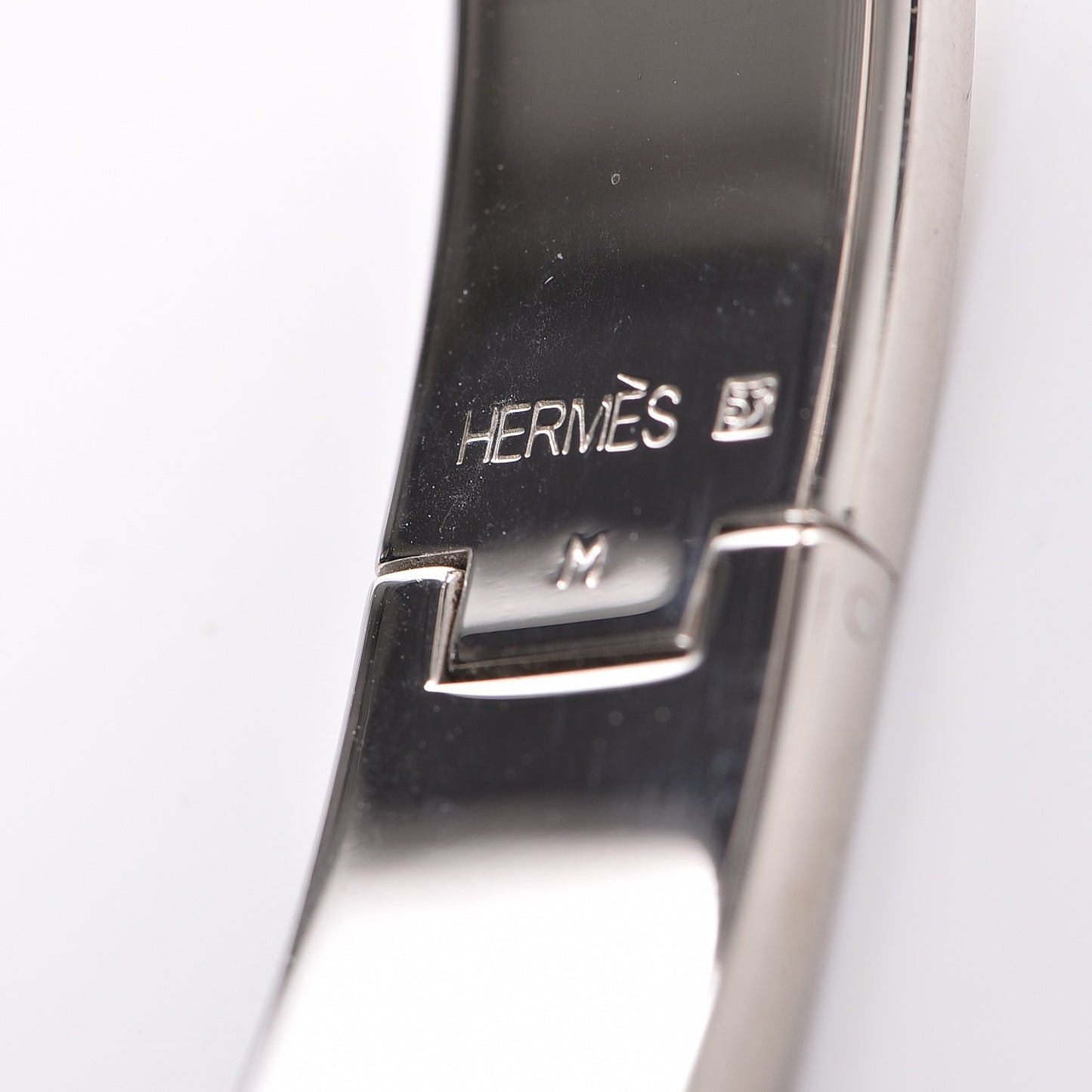 Enamel Narrow Clic Clac H Bracelet PM