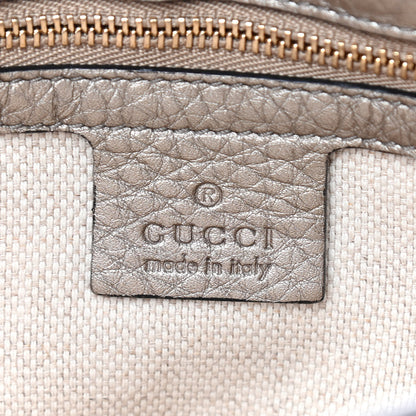 Gucci Metallic Pebbled Calfskin Medium Soho Flap Crossbody Golden Beige 6 of 11