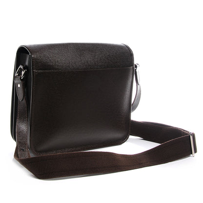Louis Vuitton Taiga Andrei Messenger Bag Grizzli 3 of 7