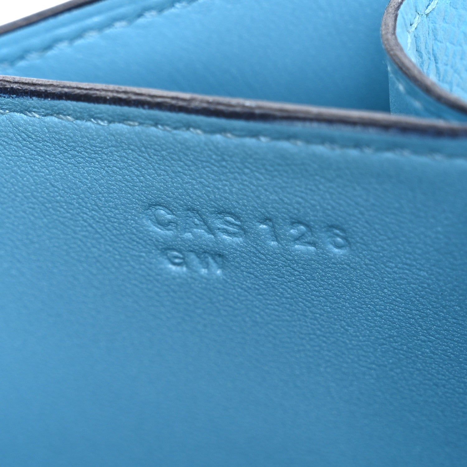 Hermes Epsom Constance 24 Bleu du Nord 7 of 11