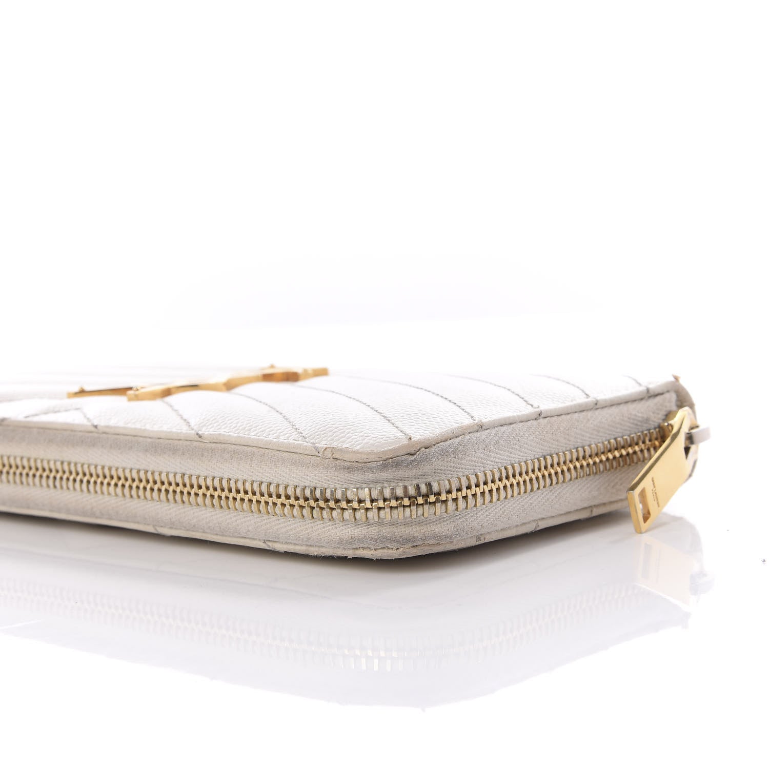 Saint Laurent Grain De Poudre Matelasse Chevron Monogram Zip Around Wallet Porcellana 9 of 11