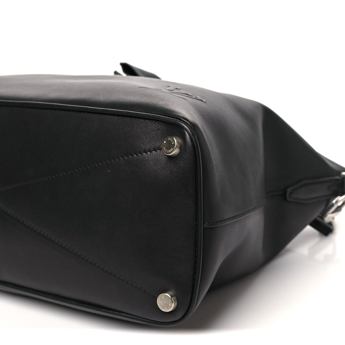 Smooth Millesime Calfskin Lockit MM Black