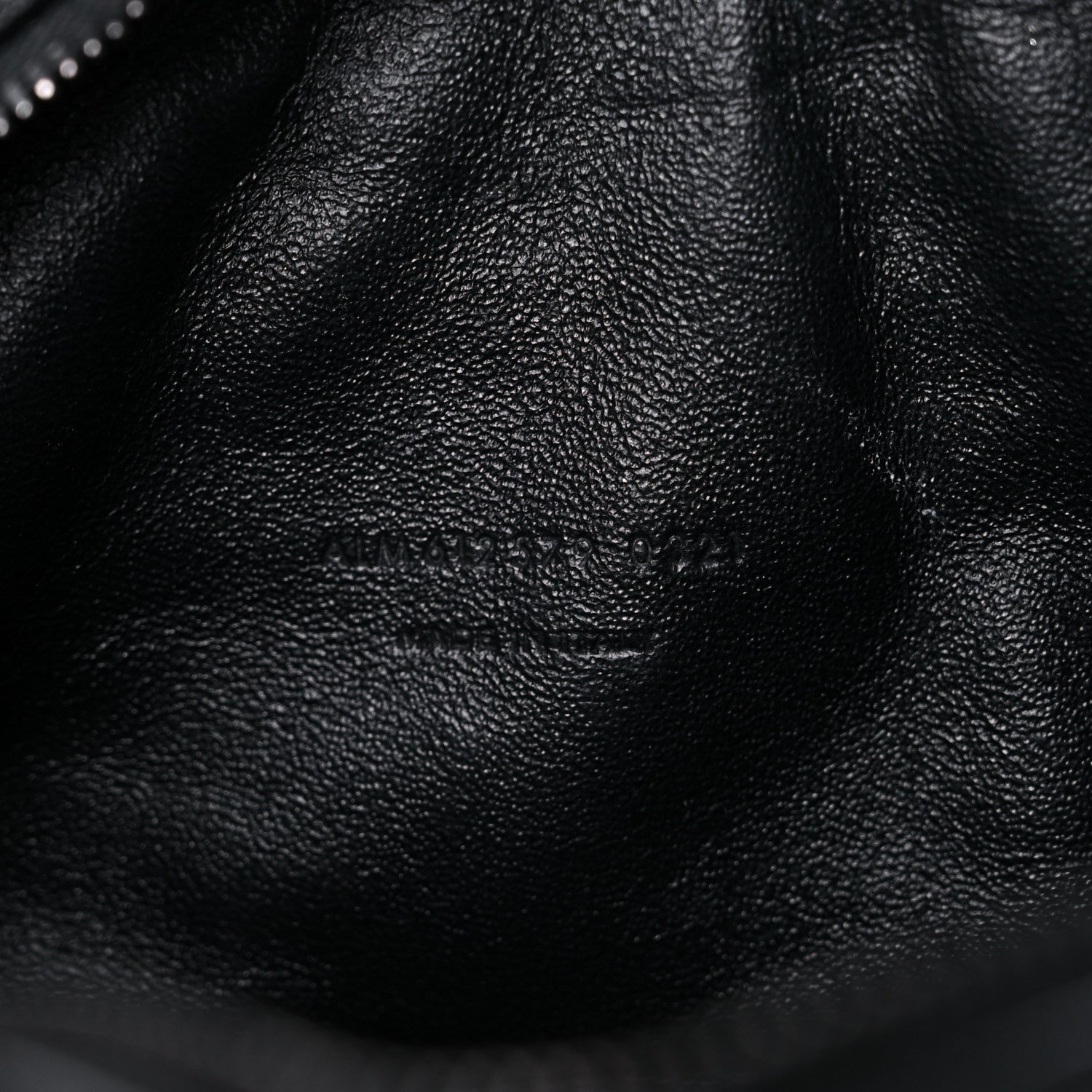 Saint Laurent Grain De Poudre Matelasse Monogram Mini Lou Camera Bag Black 7 of 15