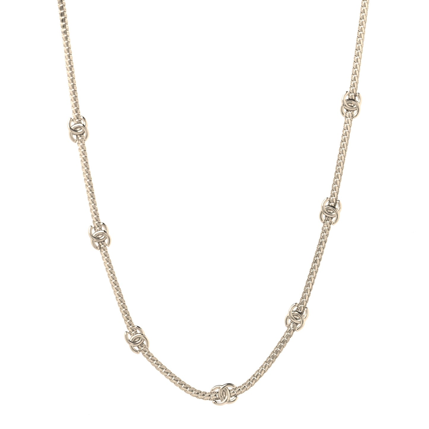 Metal CC Short Chain Necklace Silver