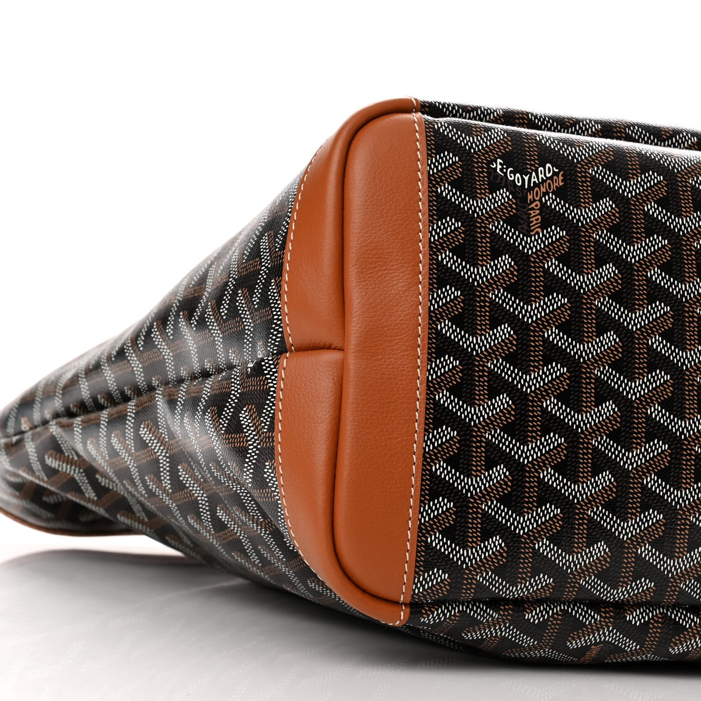 Goyardine Artois MM Black Gold