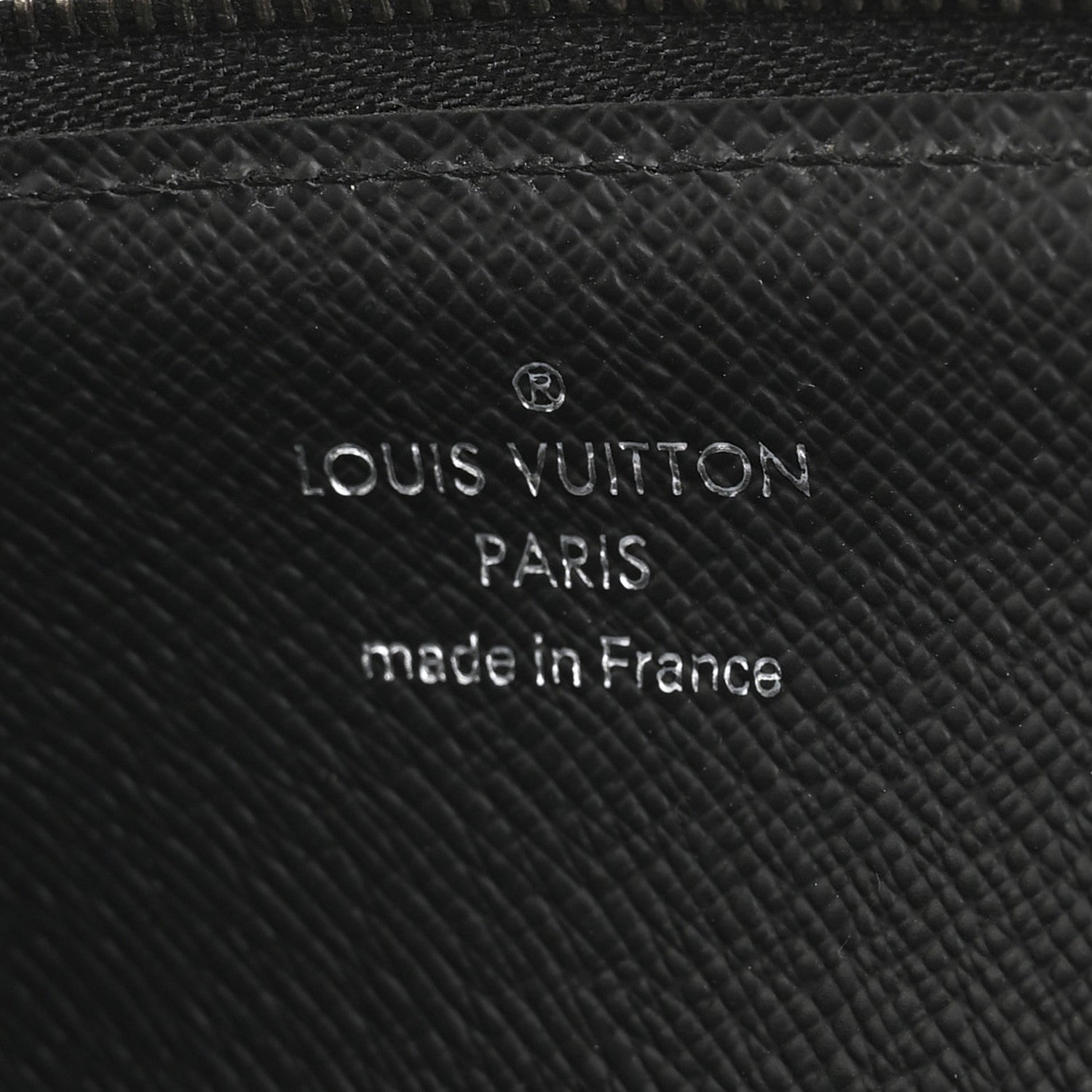 Louis Vuitton Damier Graphite 4 Key Holder 6 of 7