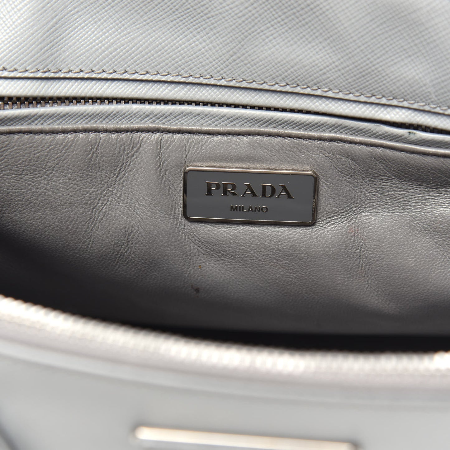 Saffiano Small Galleria Double Zip Tote Nube