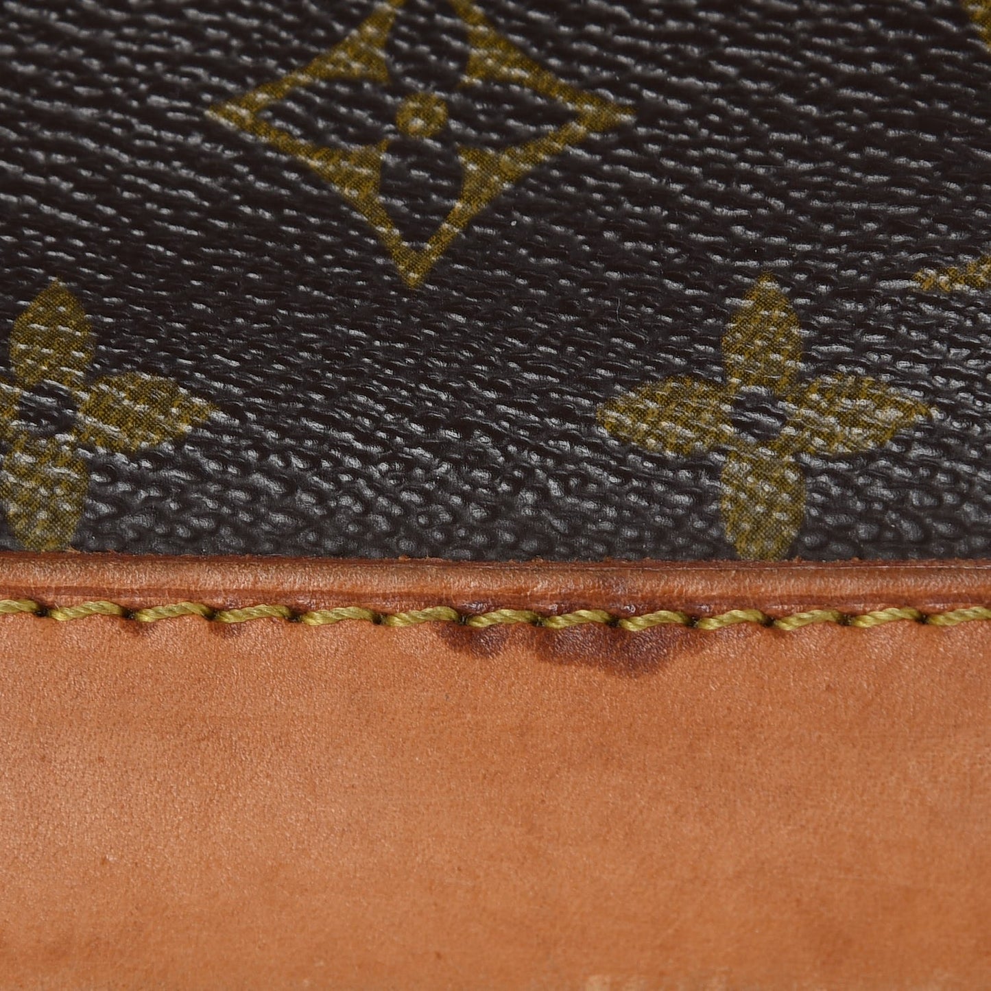 Monogram Alma PM