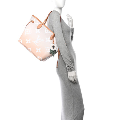 Louis Vuitton Monogram Giant By The Pool Neverfull MM Brume 2 of 10