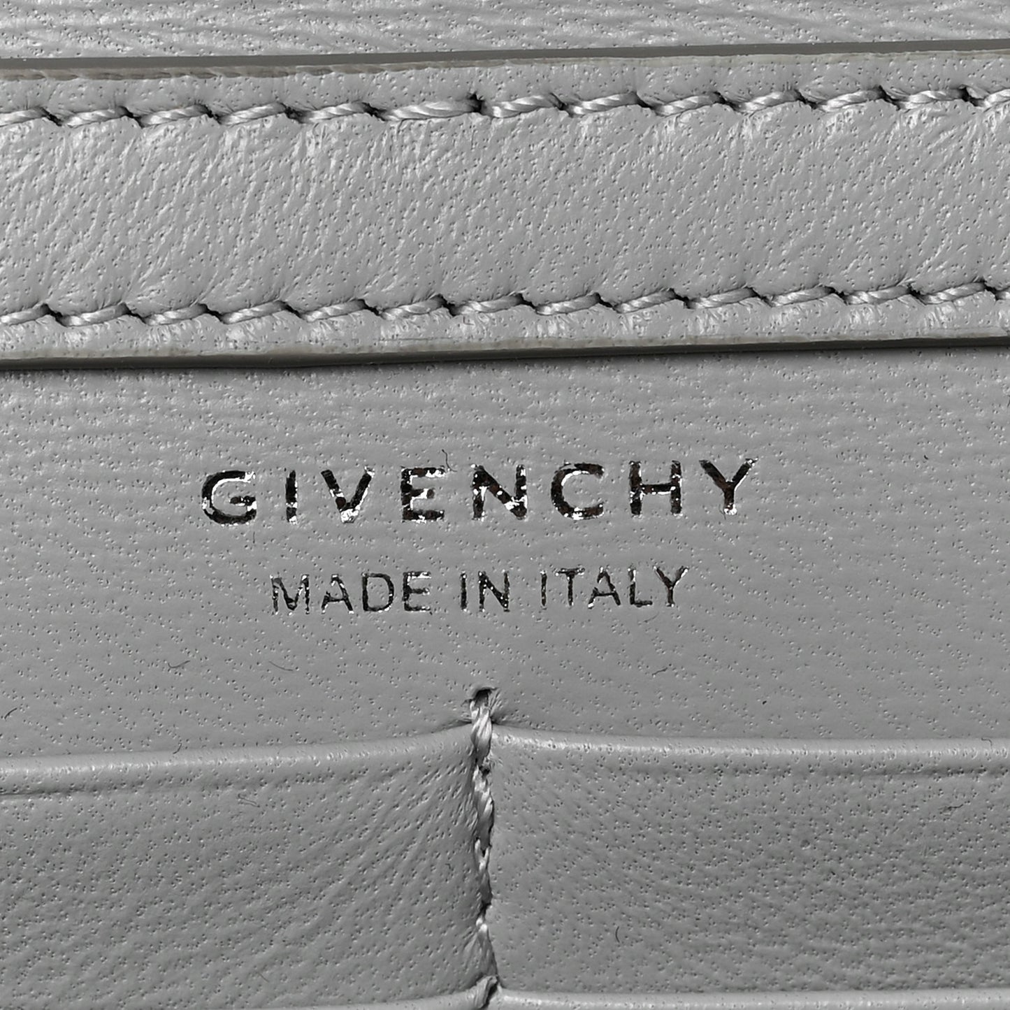 Calfskin 4G Wallet on Chain Cloud Grey