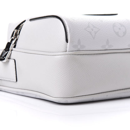 Louis Vuitton Taigarama Outdoor Messenger Antartica 8 of 10