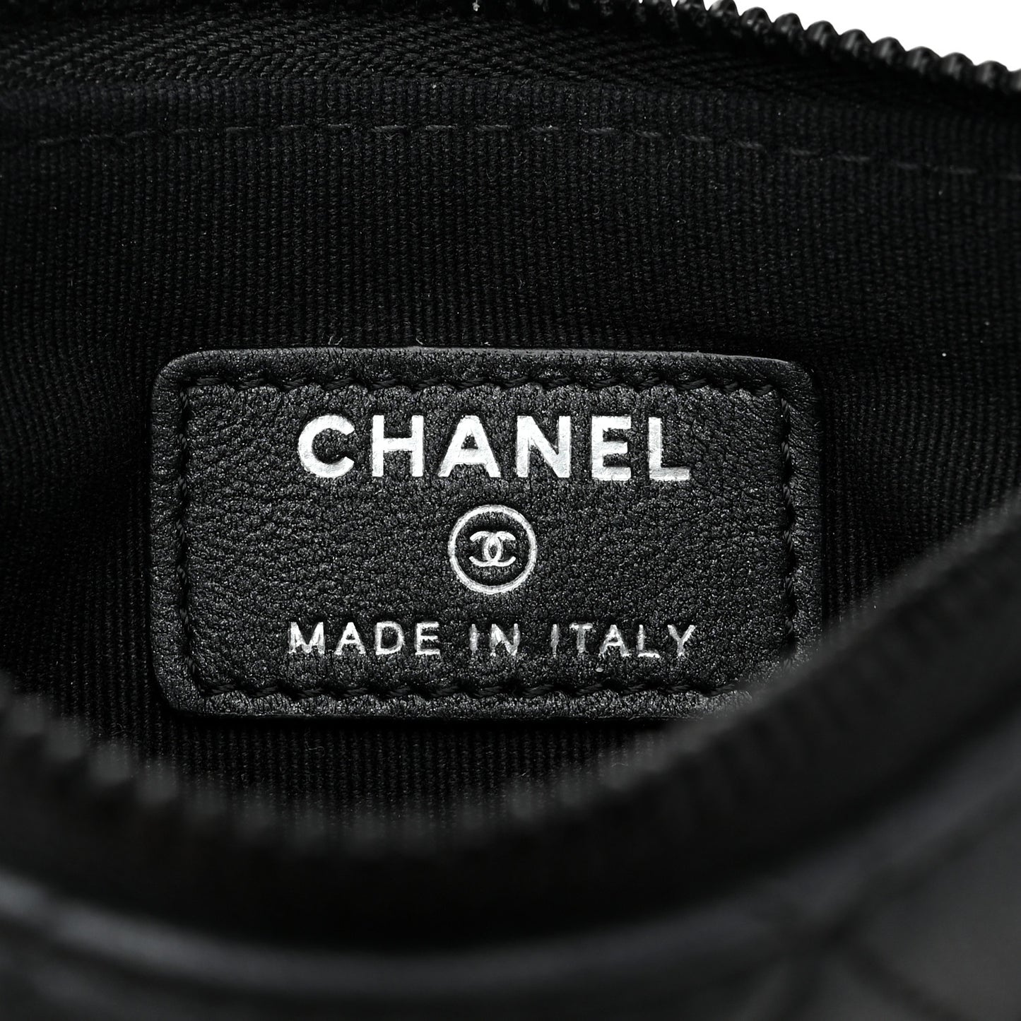 Pearly Lambskin Quilted Small Cosmetic Case So Black