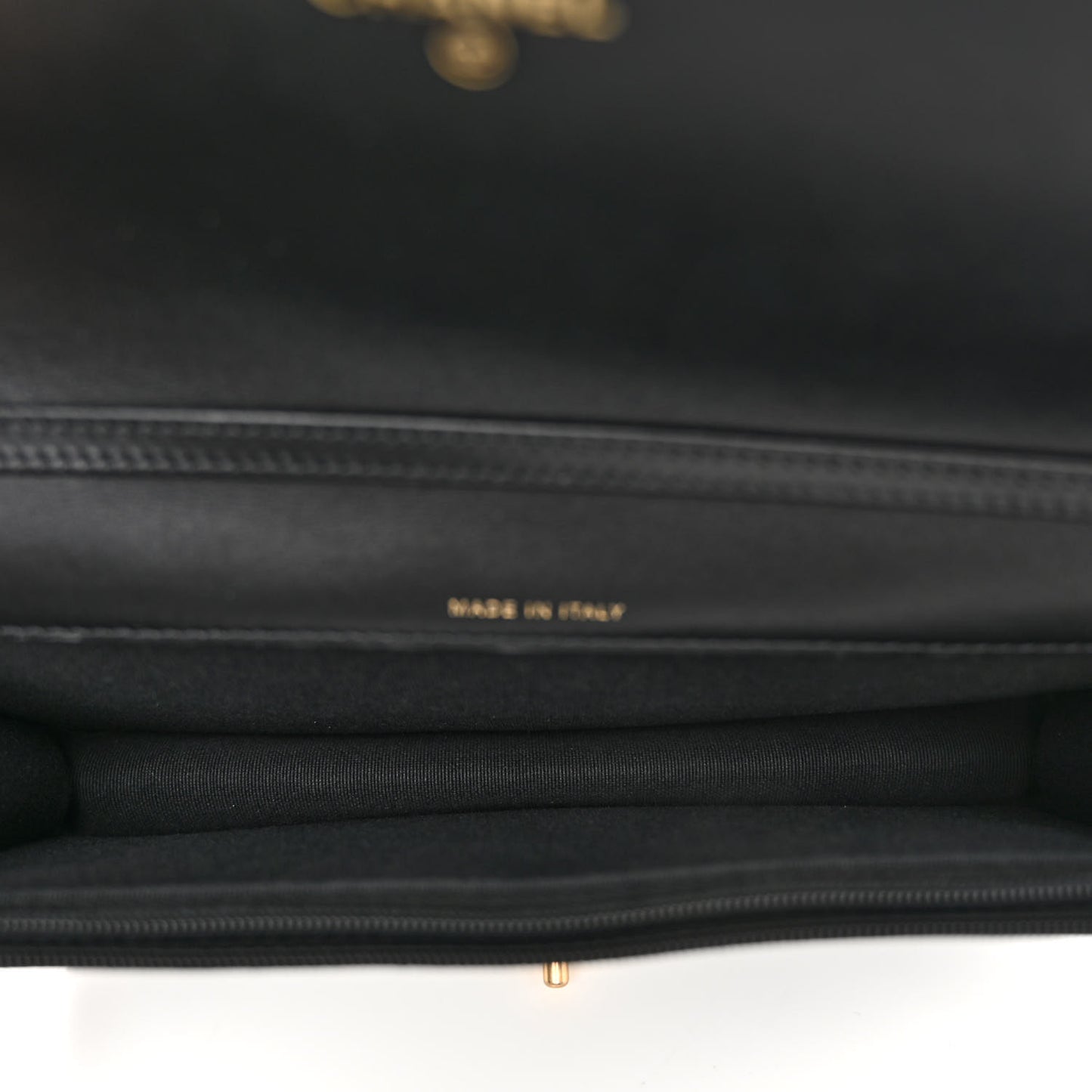 Caviar Quilted Camellia Clutch With Chain Black