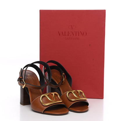 Valentino Garavani Grainy Cowhide VLogo Sandals 37 Cuoio 9 of 9