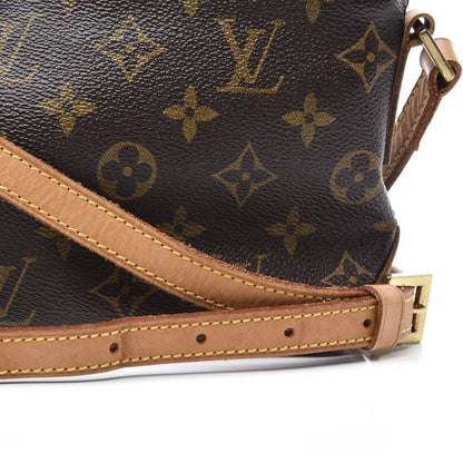 Louis Vuitton Monogram Trotteur 10 of 11