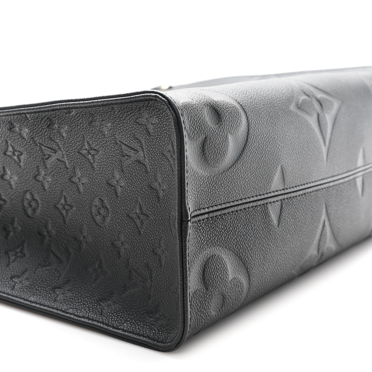 Empreinte Monogram Giant Onthego MM Black