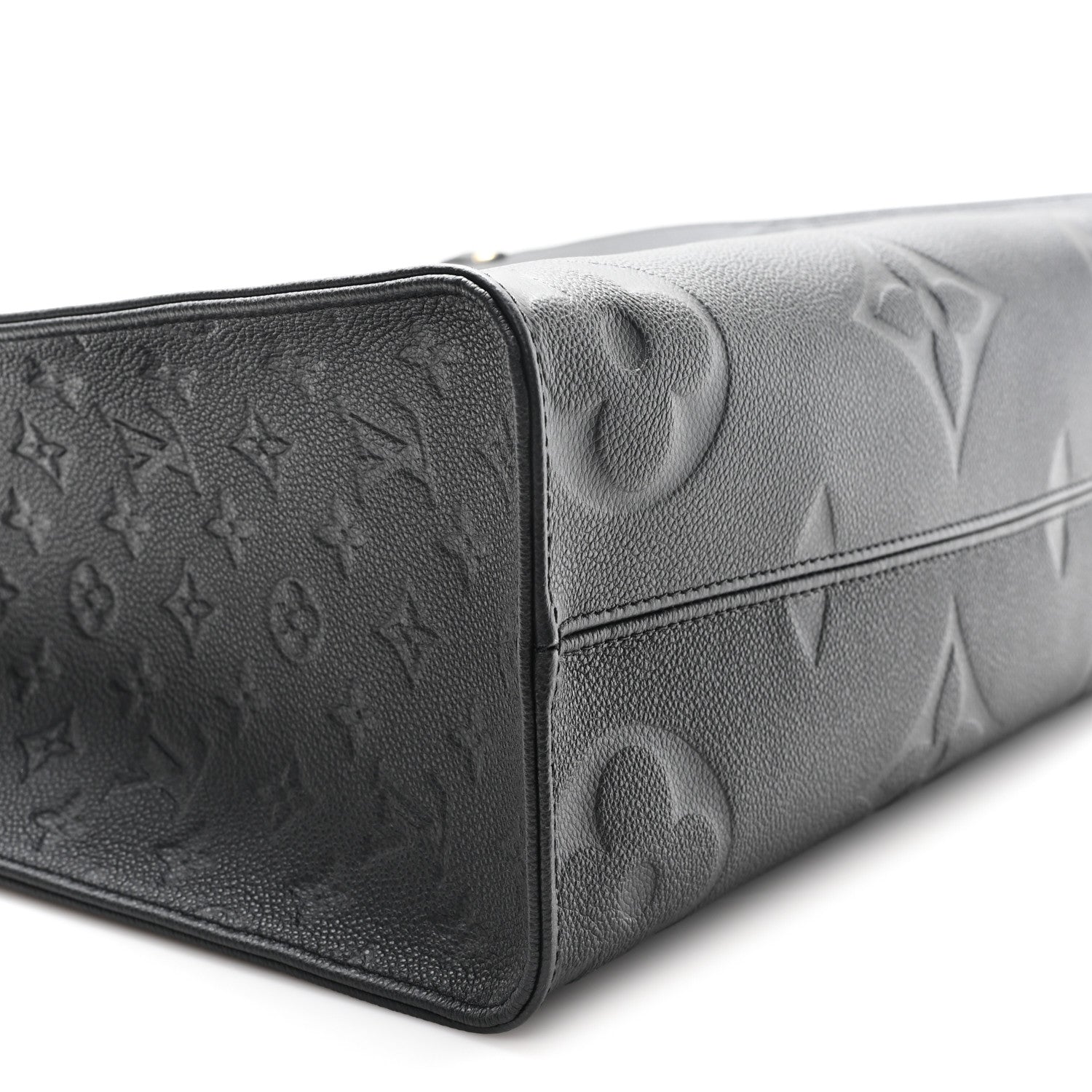 Louis Vuitton Empreinte Monogram Giant Onthego MM Black 8 of 10
