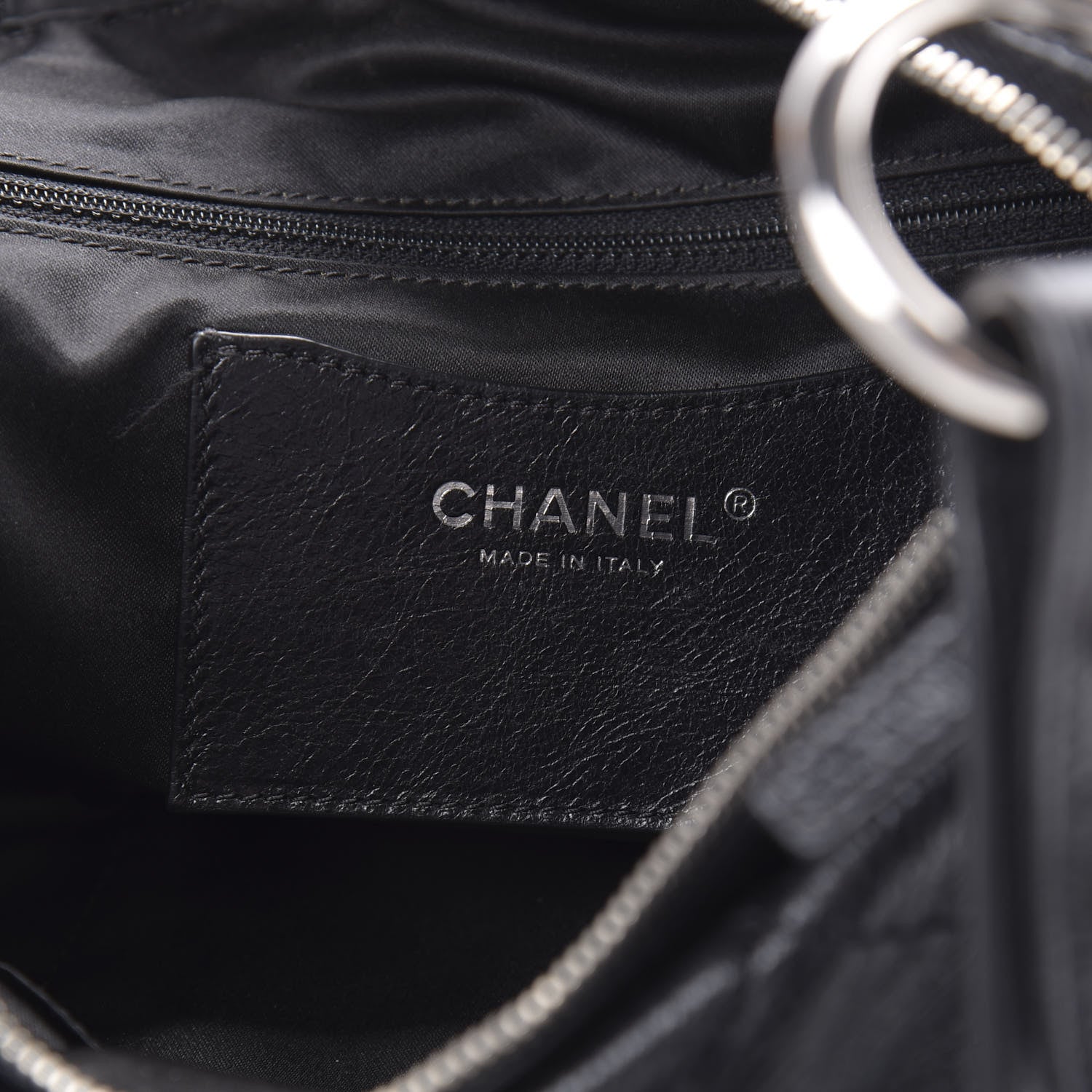 Chanel Glazed Calfskin On The Road Hobo Black 6 of 14