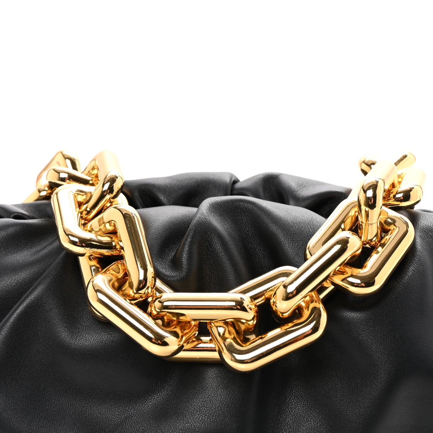 Calfskin The Pouch Chain Black