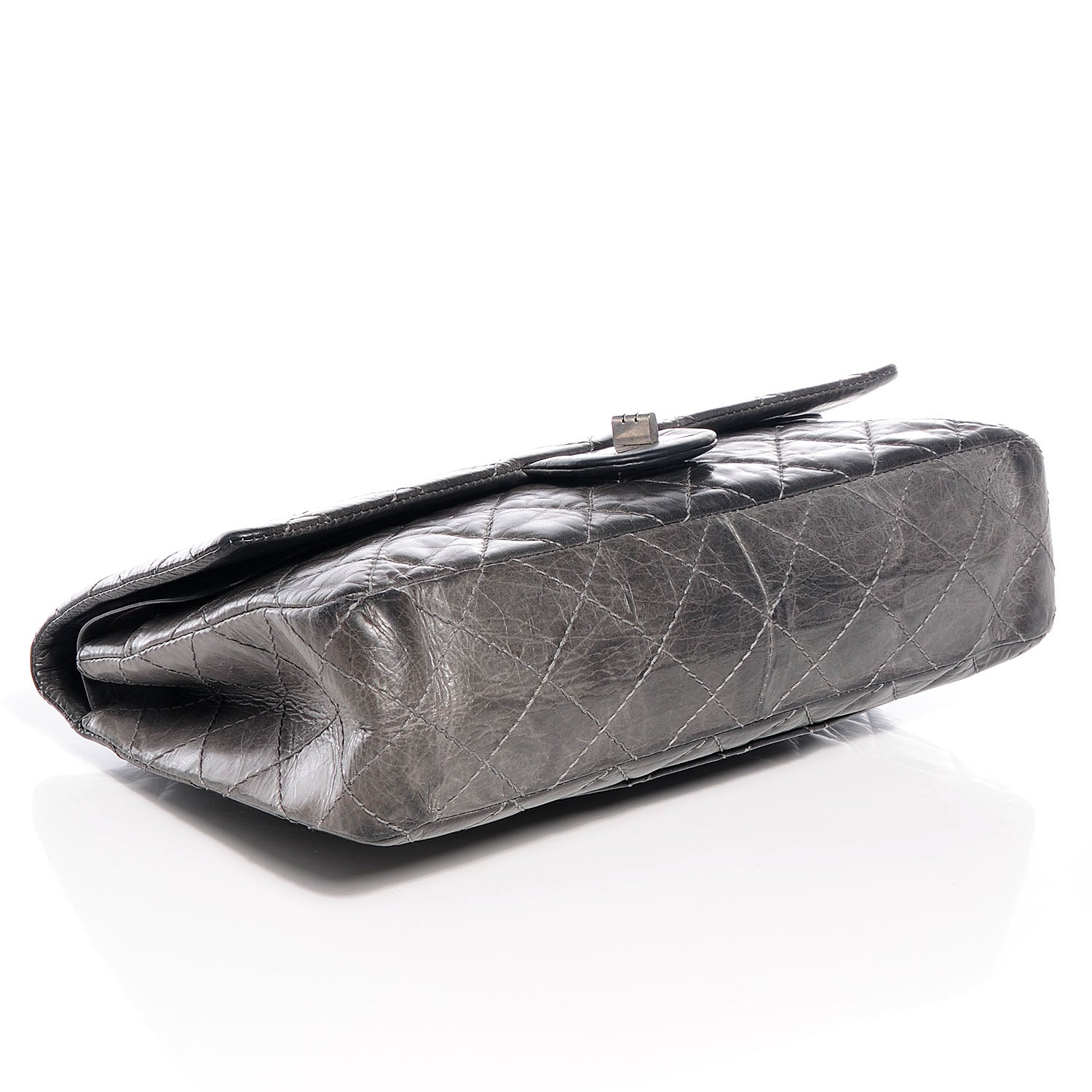 Chanel Aged Calfskin 2.55 Reissue 226 Flap Grey 4 of 9