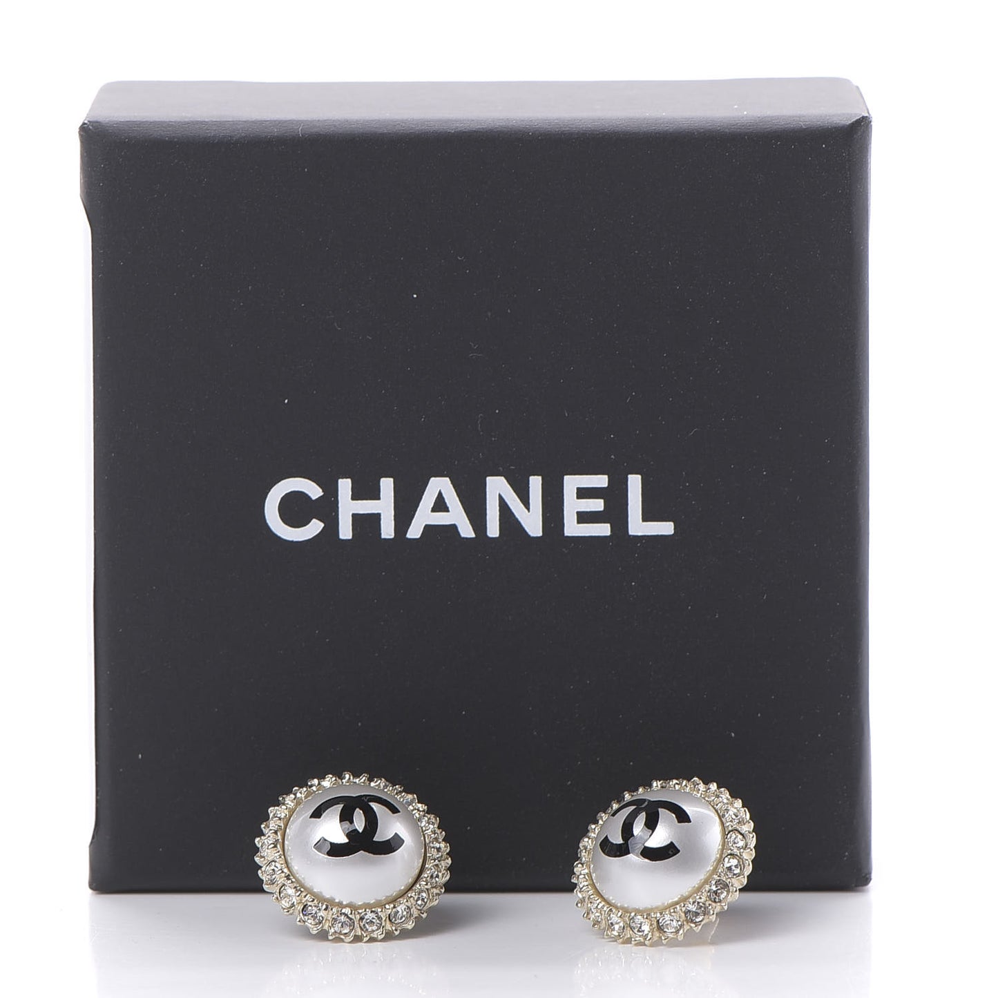 Crystal Pearl CC Round Earrings Gold Pearly White Black