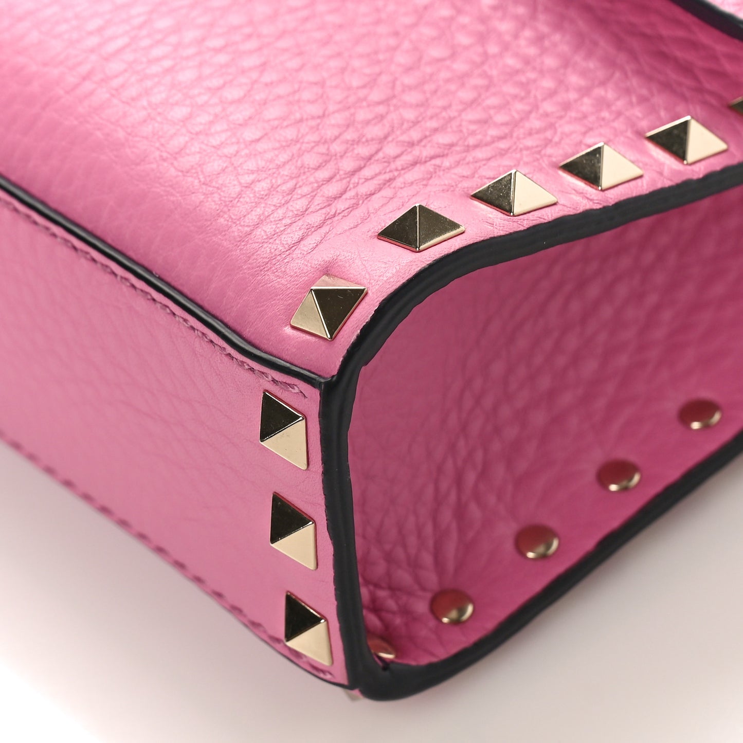 Pebbled Calfskin Medium Rockstud Flip Lock Crossbody Bag Dawn Pink