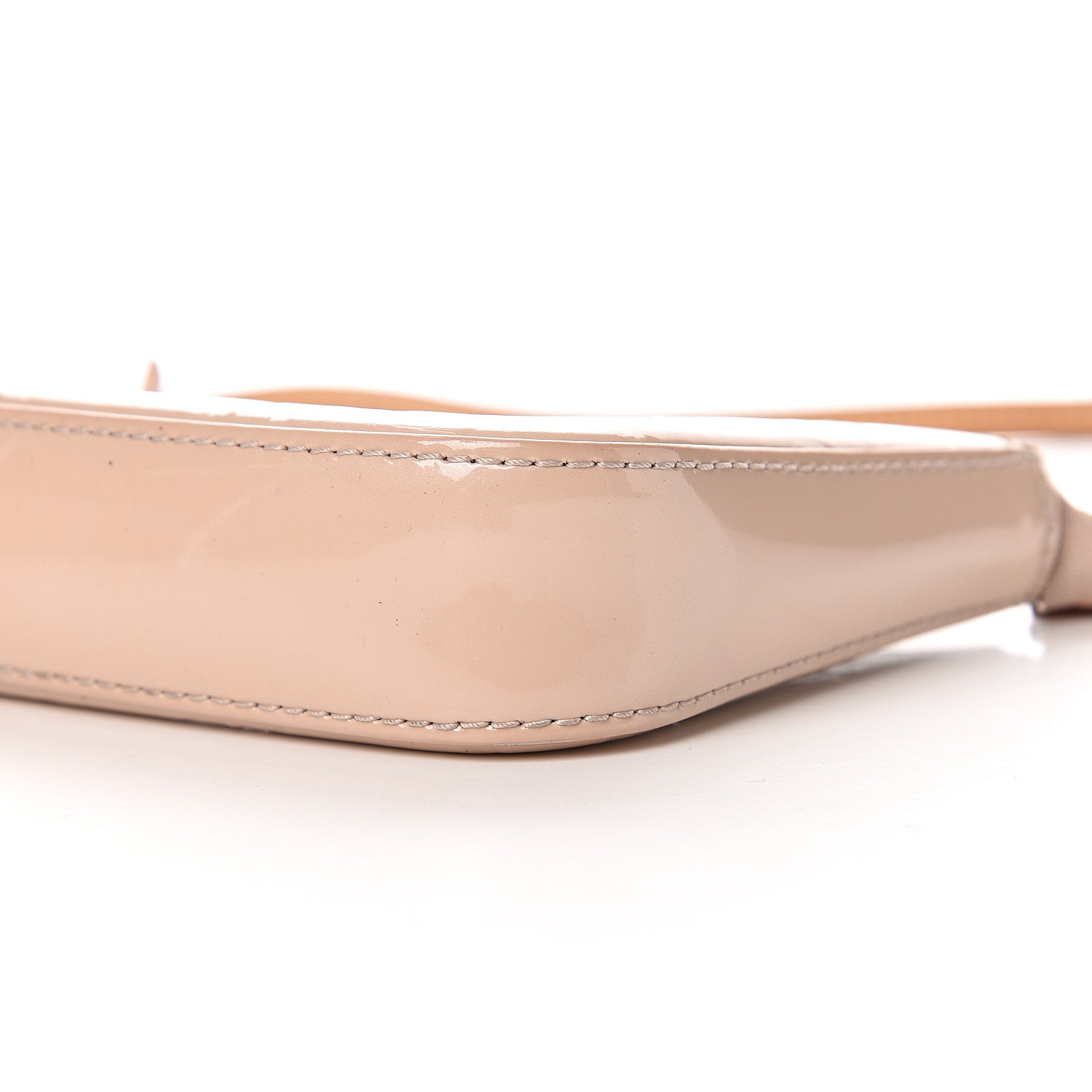 Louis Vuitton Vernis Pochette Accessories NM Rose Angelique 11 of 12