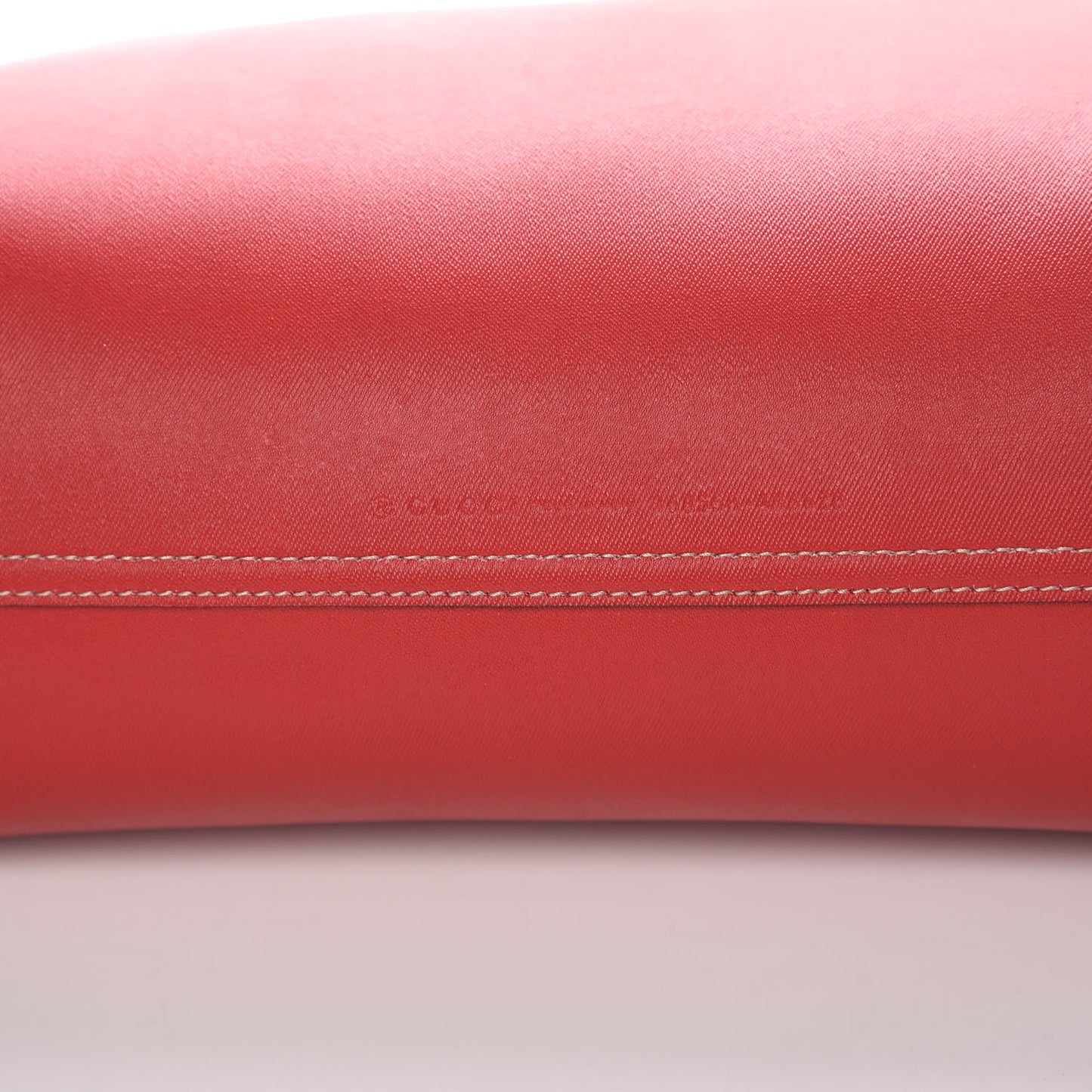 GG Supreme Monogram Medium Reversible Tote Beige Red