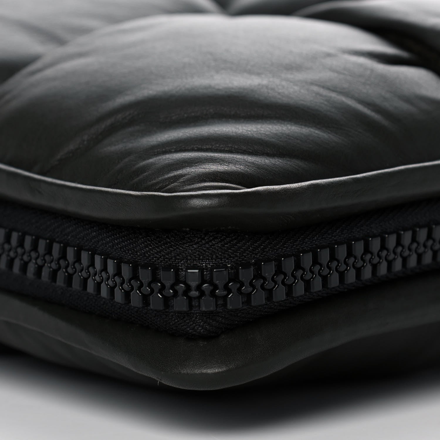 Bottega Veneta Calfskin Maxi Intrecciato Puffy Laptop Pouch Camping 13 of 16