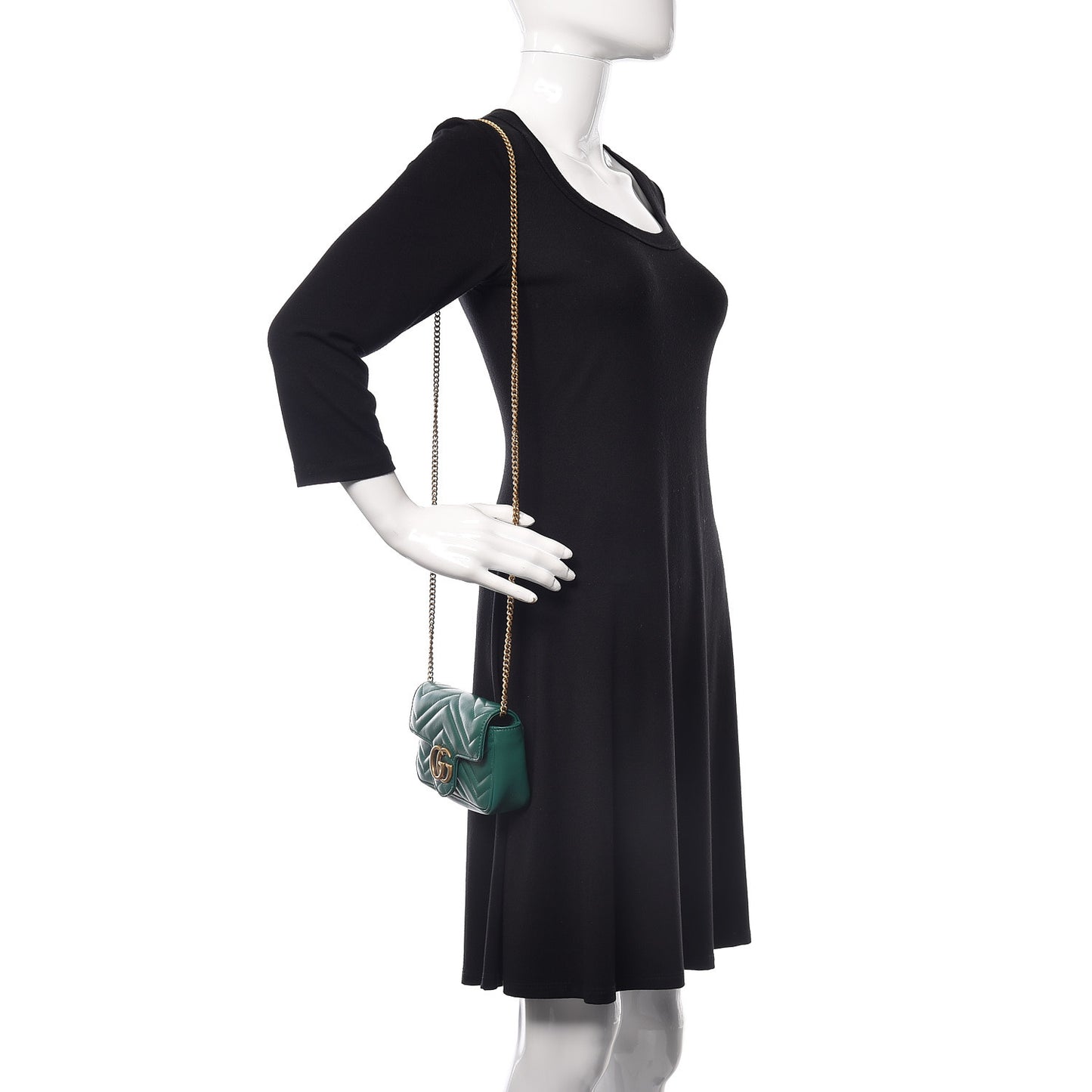 Calfskin Matelasse Super Mini GG Marmont Shoulder Bag Emerald Green