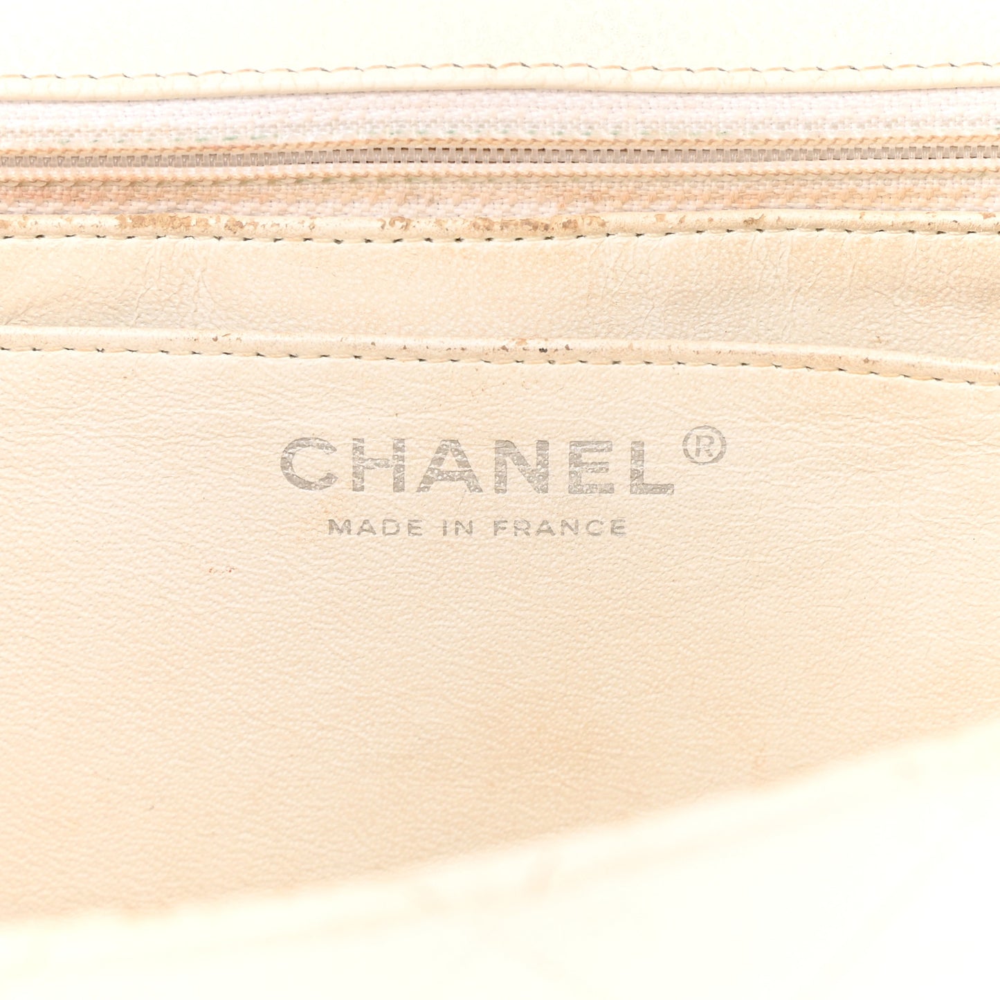 Caviar Quilted Jumbo Single Flap White