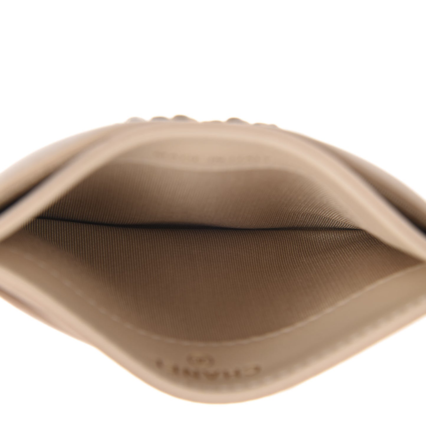 Shiny Goatskin Quilted Chanel 19 Card Holder Beige