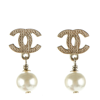 Chanel Pearl CC Drop Earrings Gold 1 of 4