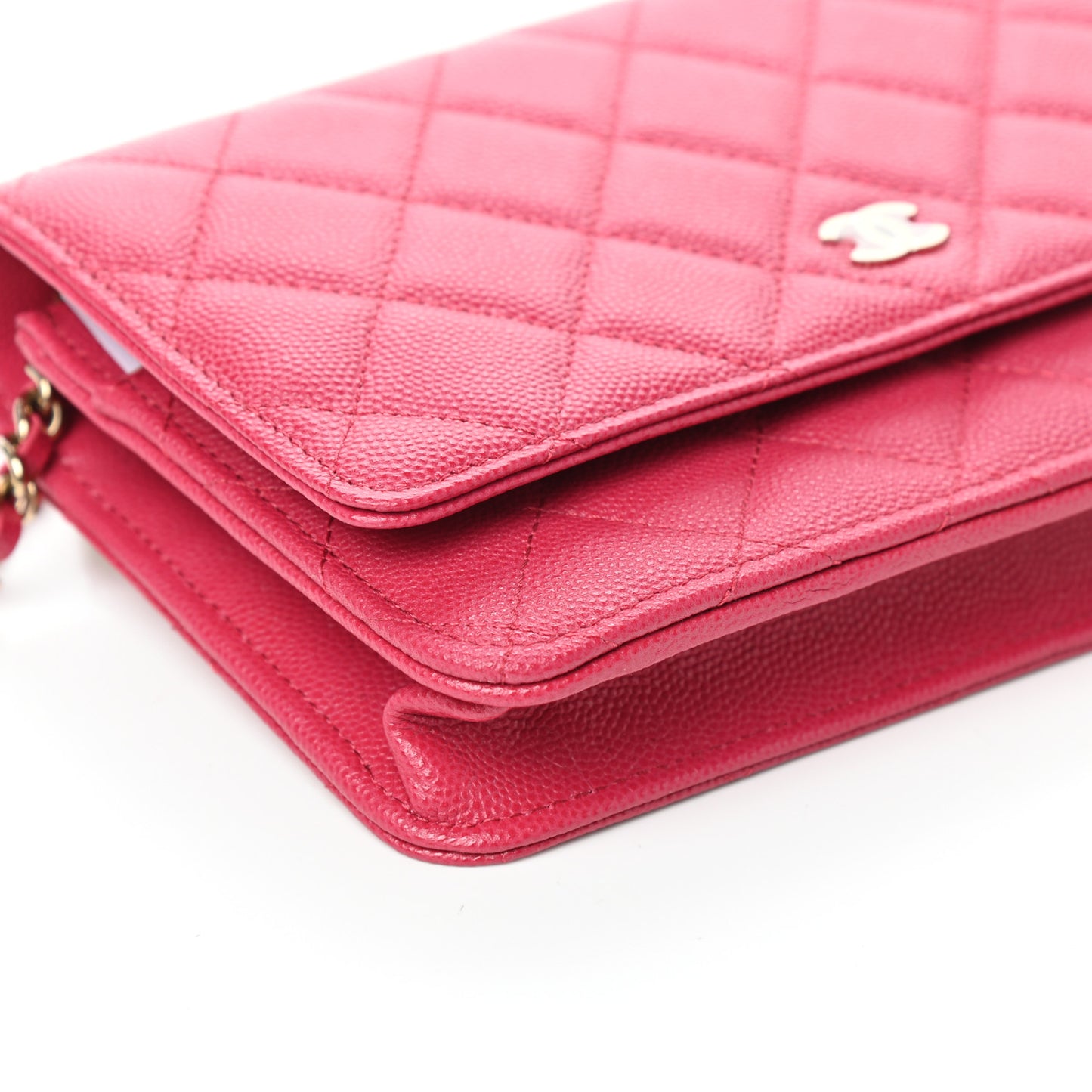 Caviar Quilted Wallet on Chain WOC Fuchsia