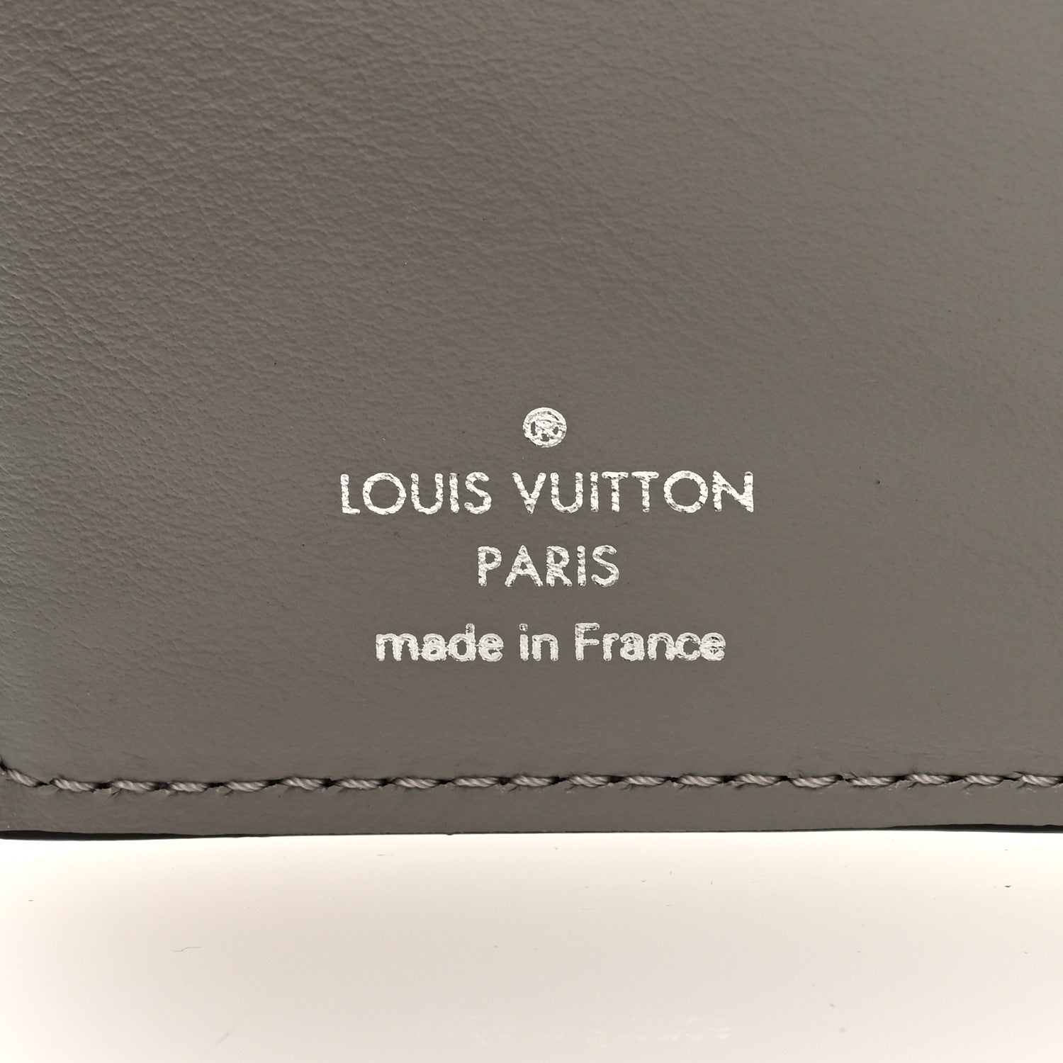 Louis Vuitton Mahina Clea Wallet Gris Souris 6 of 6