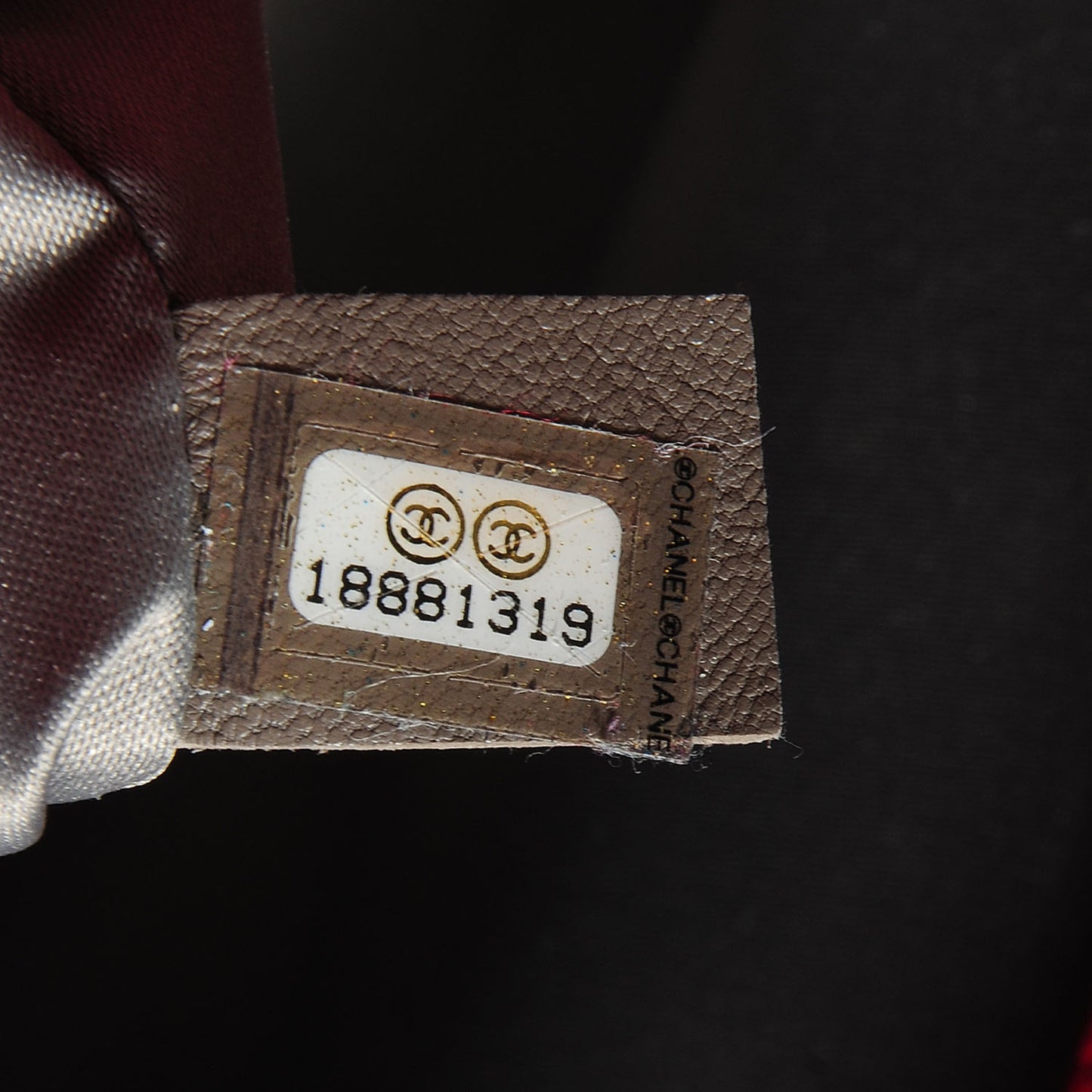 Caviar Grand Shopping Tote GST Red