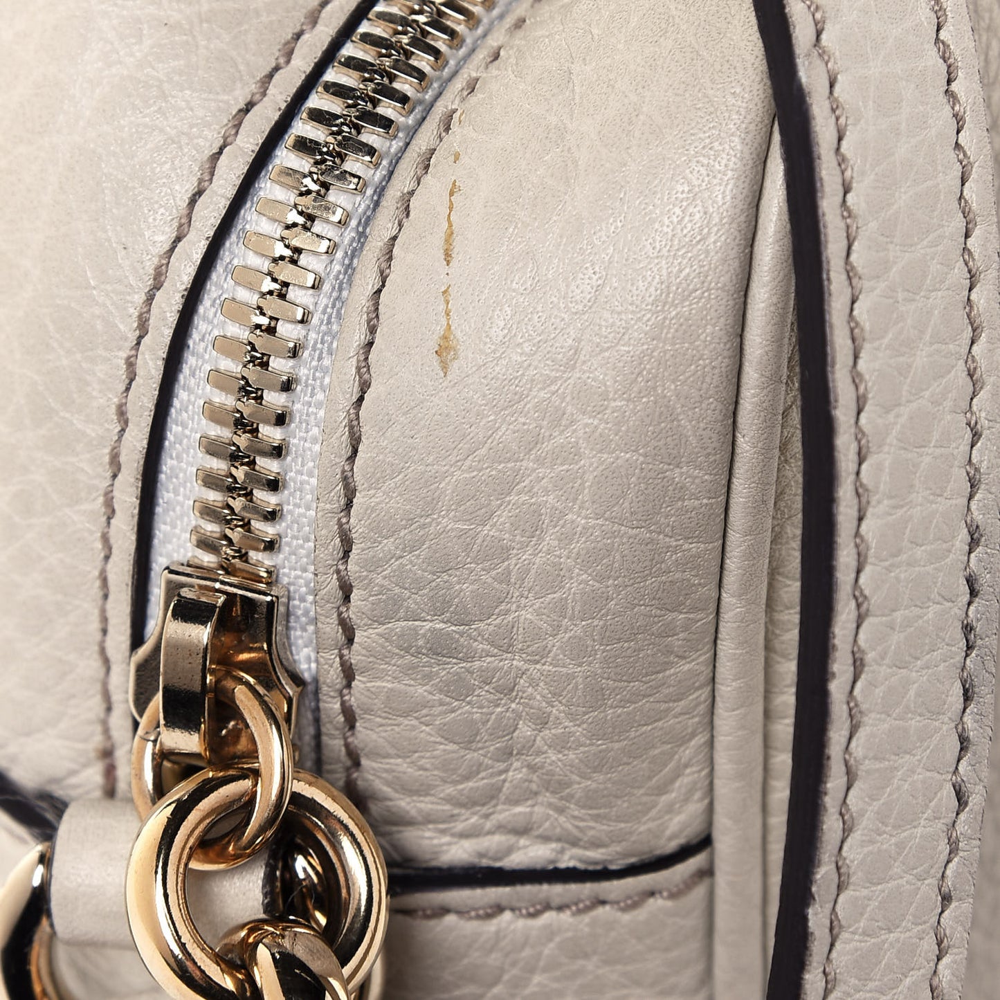Pebbled Calfskin Small Soho Disco Bag Off White