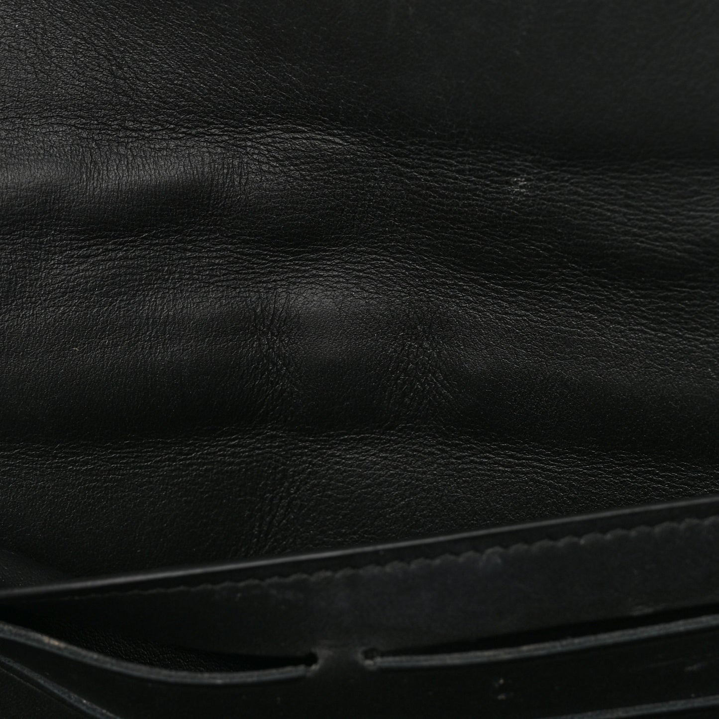 Calfskin Love Lock New Wave Long Wallet Black